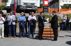 Hargita Megye Közszolgálatáért díj Gyergyóremetének