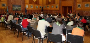 Kárpátaljai cserkészek a megyeházán