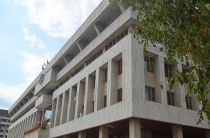 Több mint két és fél millió lejt utalnak ki megyei utak javítására