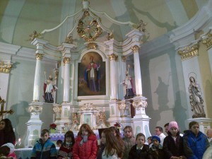 Felújított templomban tartották a Szent Miklós-napi misét Kászonújfaluban