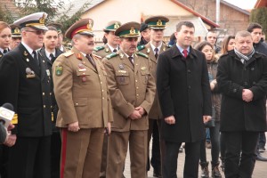 A székely mártírok emléke előtt tisztelgett a haditengerészet és a hegyivadász-alakulat