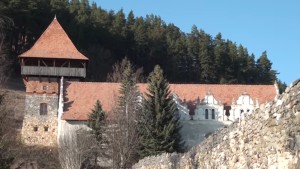 A dévai Szent Ferenc Alapítvány az új többségi tulajdonosa a szárhegyi kastélynak