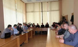 A Békási-szoros területén lévő árusok és a Békás-szoros  – Nagyhagymás Nemzeti Park munkatársai beszélgettek