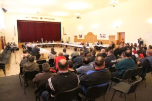 A csicsói Olt-híd ügyében ült össze a megyei tanács testülete