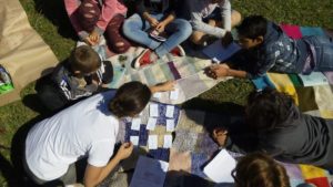 Több mint ezer gondozásra szoruló gyerek, idős és fogyatékkal élő helyzete válik kilátástalanná