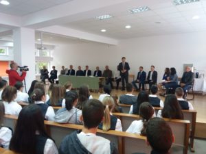 Duális képzést indítottak a Kós Károly Szakközépiskolában és a Bányai János Műszaki Szakiskolában