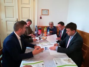 Jól fizetett mesterségekben kell képzést biztosítani