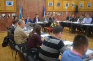 Segíti Madéfalvát a megyei tanács