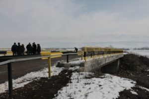 Három hónap áll a kivitelező rendelkezésére a csicsói Olt-híd befejezésére