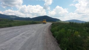 A személyi közlekedésnek és a turistáknak fog kedvezni a Gyergyóújfalu és Vasláb között épülő megyei út