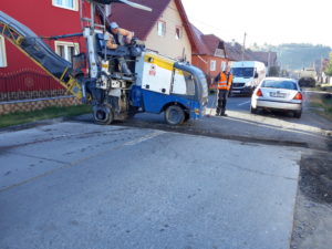 Aszfaltoznak Csíkszentdomokoson