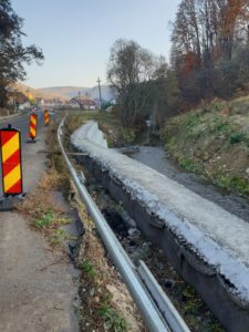 Folytatják a lövétei támfal építését
