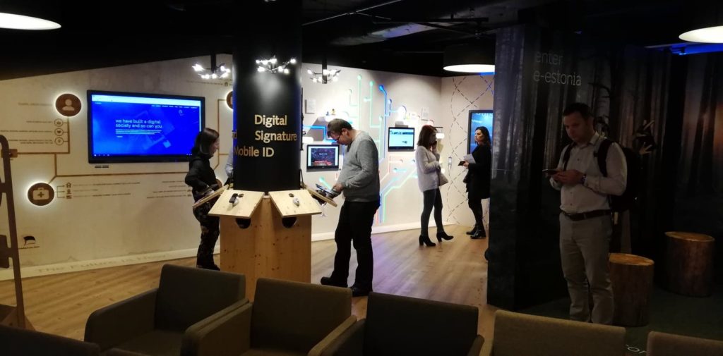 e-showroom3