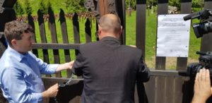 Lezárták az úzvölgyi haditemetőt
