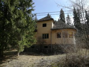 A homoródfürdői 15-ös villa felújítására várják a tervezőcégek ajánlatait