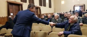 Falugyűlés Csomafalván