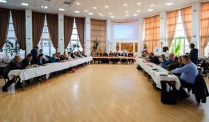 Egyházi és világi elöljárók a budapesti Nemzetközi Eucharisztikus Kongresszusra hívnak
