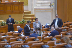 Elfogadta a parlament a készenléti állapotot szabályozó törvényt