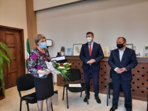 Márton Áron emlékéremmel tüntette ki dr. Konrád Judit kórházmenedzsert a megyei tanács