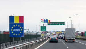 Már egy oltással is be lehet utazni Romániából Magyarországra