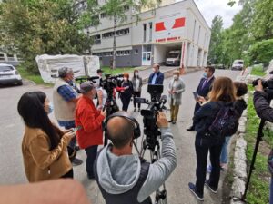 Hosszan műtötték az újabb, súlyos sérülést okozó medvetámadás áldozatát