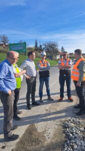 Nehézségek nélkül nincs útépítés!- Nagy erőkkel folynak a munkálatok a 137-es jelzésű megyei úton