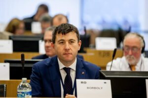 Módosító javaslatokkal léptünk fel Brüsszelben a minimálbér emeléséért!