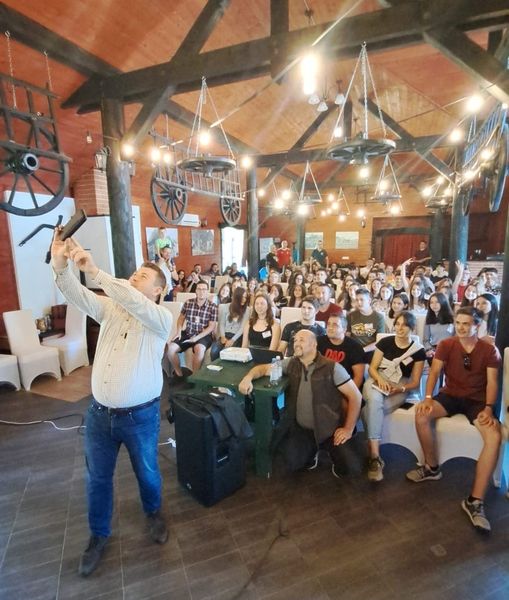 Mitől lesz a fiatalok számára is élmény egy díjátadó, egy gálaest, egy olyan esemény, ahol a diákok a főszereplők?