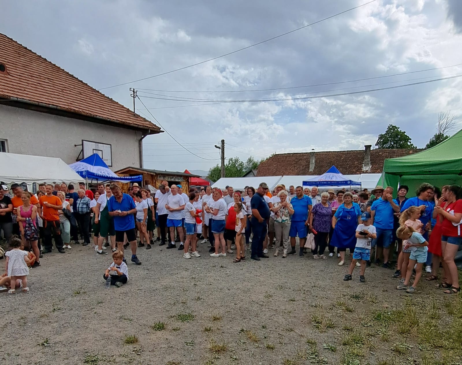 Jó hangulat, összetartás – ez jellemzi a gyergyótekerőpataki falunapokat