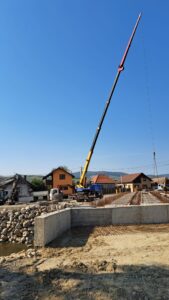 Bögözön múlt héten kerültek helyükre a betongerendák