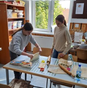 Sütni és egészségesen táplálkozni tanulnak a diákok!
