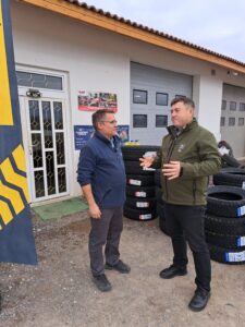 Jön a Tél, az autón gumiabroncsot kell cserélni!