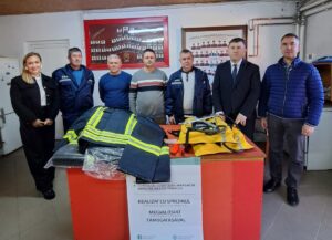 Legyünk büszkék és hálásak önkéntes #Tűzoltó -inknak!