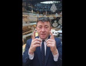 Ma Jerevánban vagyok! Hajnali 6-kor érkeztem, szívós munkával minden EU-s lehetőséget kicsavarunk, fáradtságot nem kímélve – a székelyekért is!